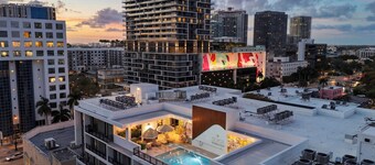 Sense28 Edgewater AvantStay 飯店