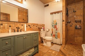 Hair dryer, towels - Indoor Pickleball • Fire Pits • 40 Acres and Trails (Sauk Centre)