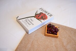 Basic Double Room, Hill View | Premium bedding, down comforters, individually decorated - Su Pastoral RETIRE THE COUNTRYSIDE  (Shangrao)