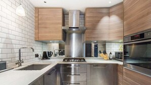 Private kitchen - GuestReady - Modern stay with Balcony in London (London)
