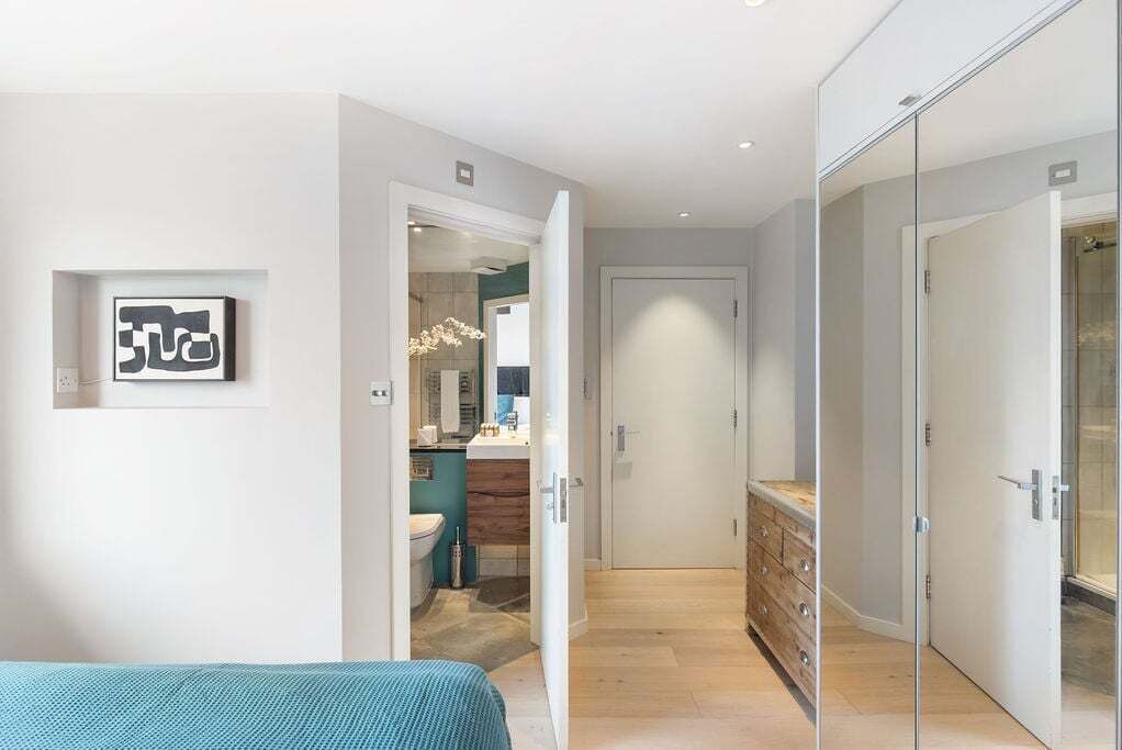 3 chambres, fer et planche à repasser, accès Internet, draps fournis