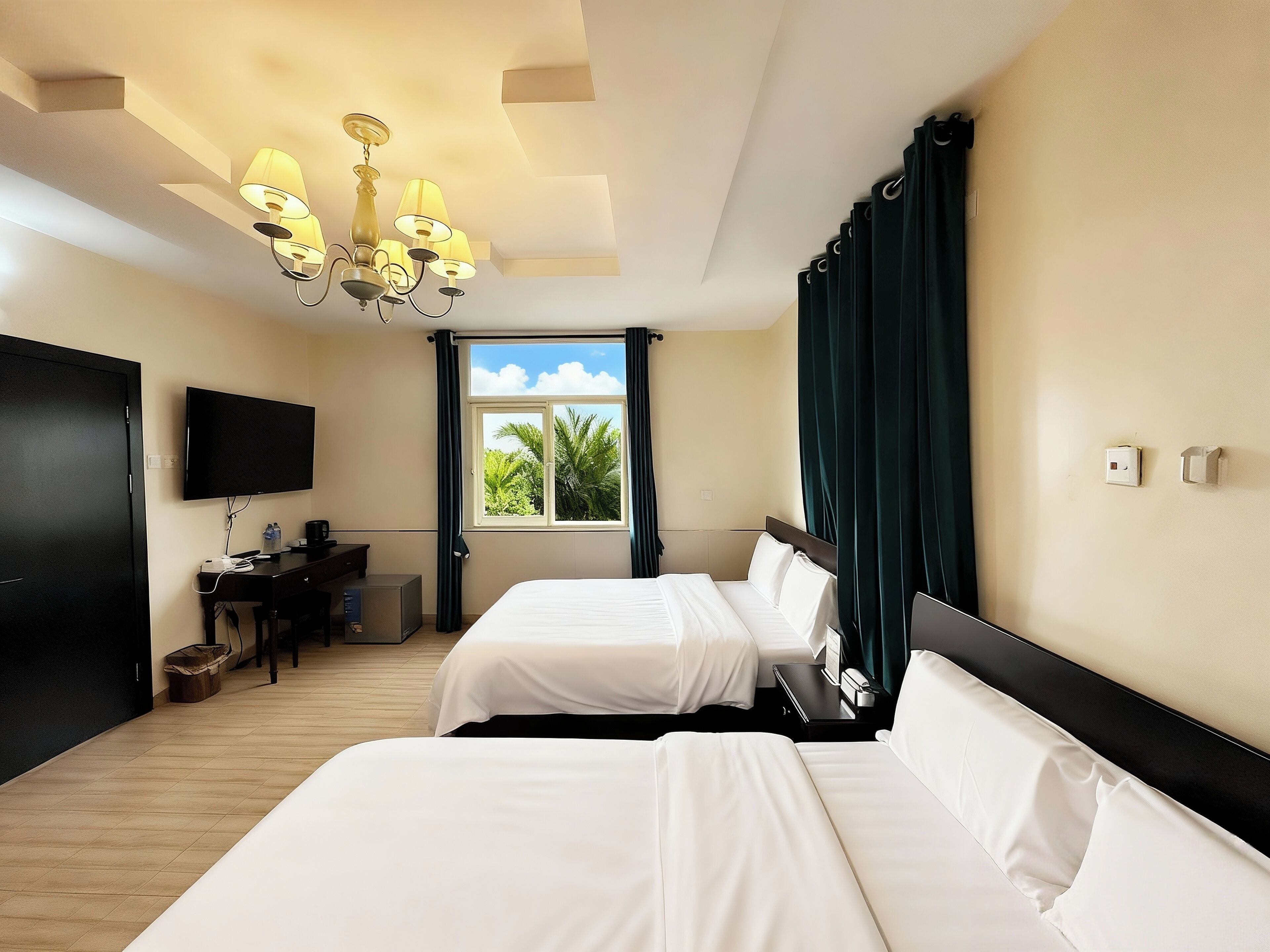 비즈니스 트윈룸, 정원 전망 | 책상, 노트북 작업 공간, 암막 커튼, 방음 설비