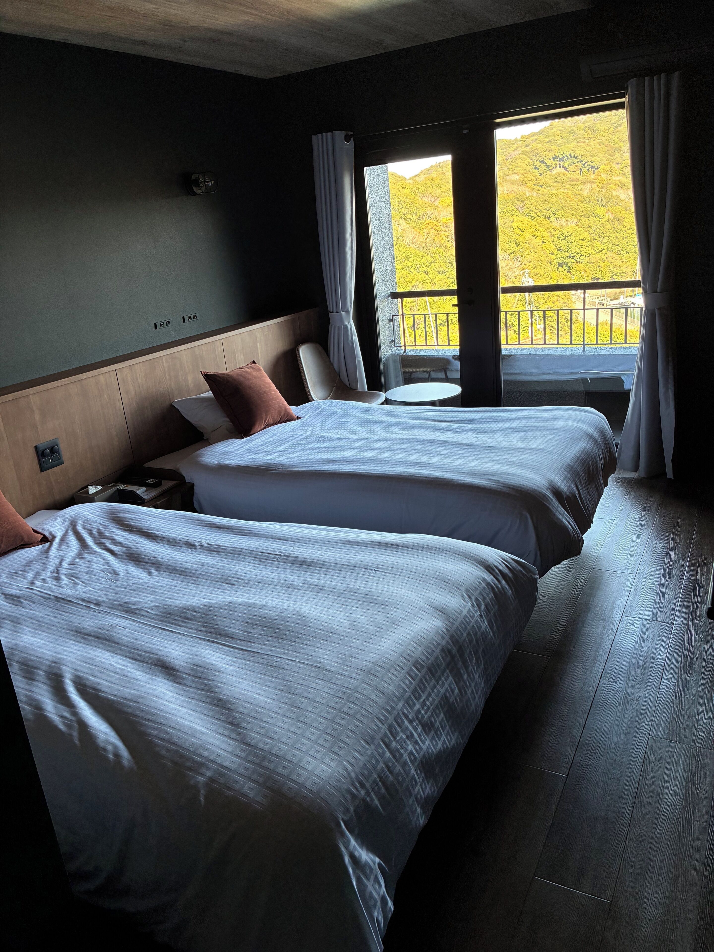 Kahden hengen standard-huone (kaksi sänkyä), lanai, valtamerinäköala | Ilmainen Wi-Fi