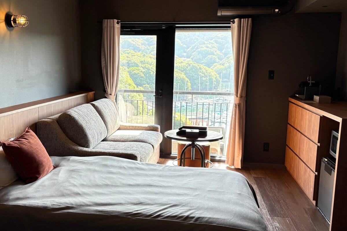高級客房, 露台, 海景 | 免費 Wi-Fi、床單