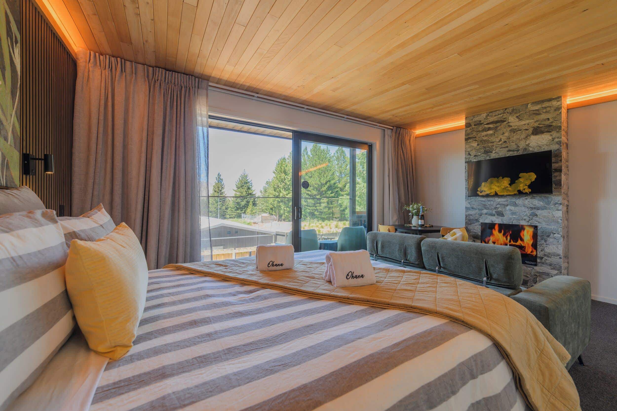 Ferros/tábuas de passar roupa, Wi-Fi, roupa de cama