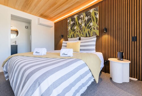 Cozy Tekapo Studio | Lake + Church Views | Balcony