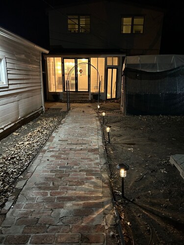 Colorado Chalet-"Taste" of Colorado in KS, Private entrance One Bed Suite