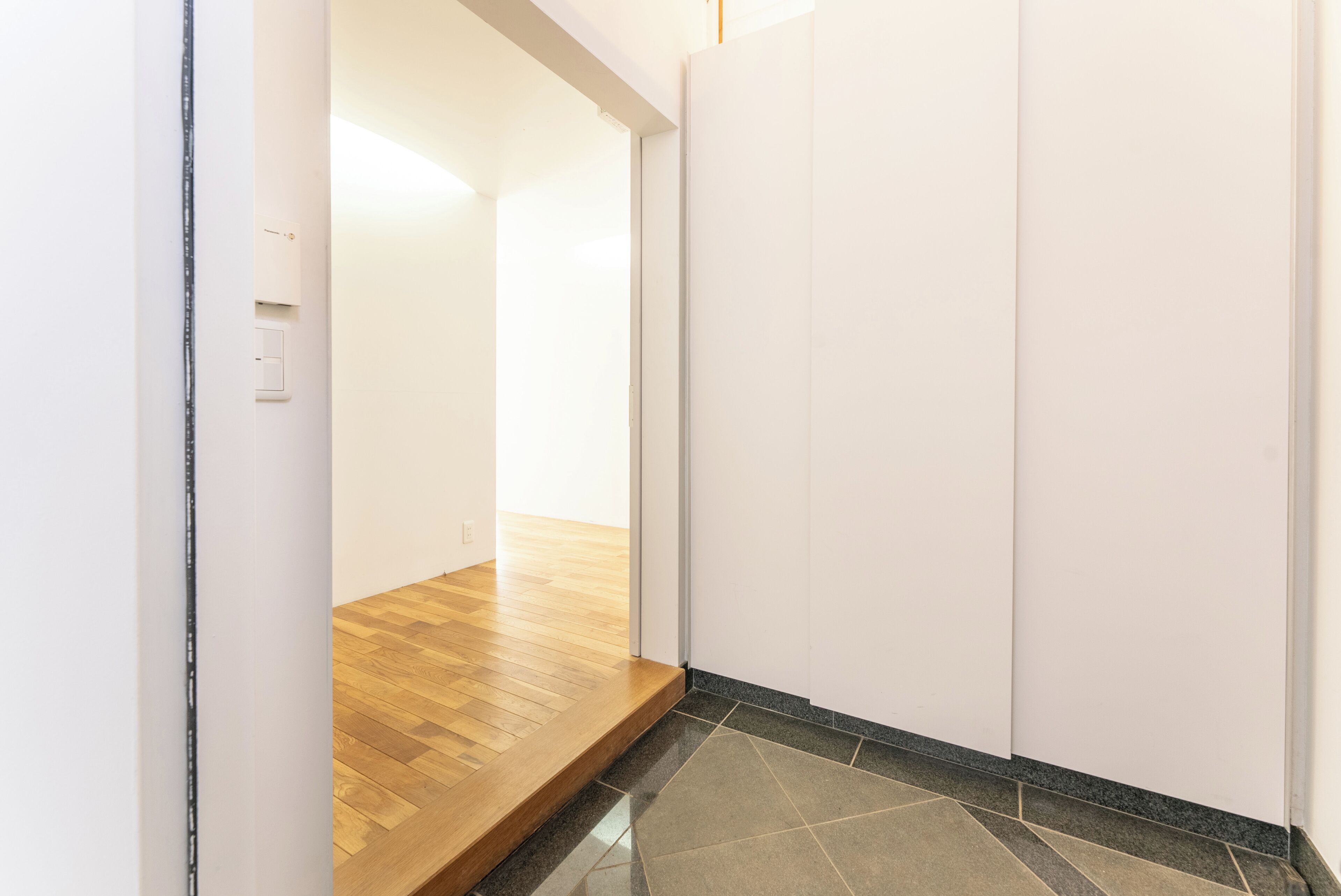 Panoramic Villa, Balcony, Lake View | Free WiFi, bed sheets