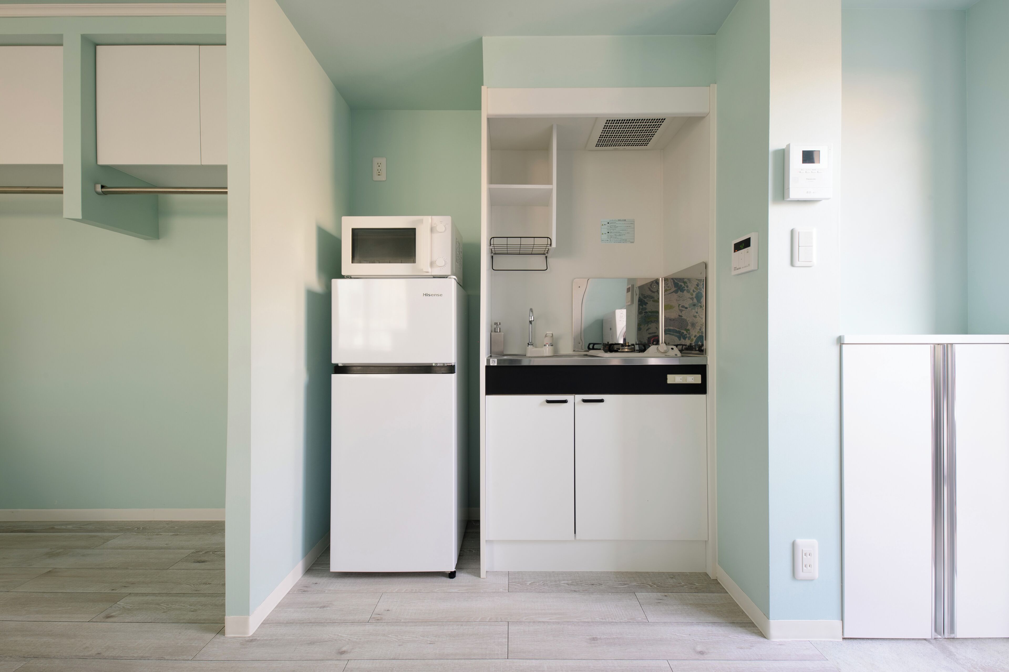 Dobbelt- eller tomannsrom – basic, ikke-røyk, byutsikt | Eget kjøkken | Kjøleskap, mikrobølgeovn, kokeplater og kjøkkenutstyr