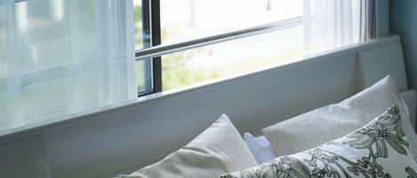 Basic Double or Twin Room, Non Smoking, City View