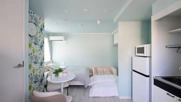 Basic Double or Twin Room, Non Smoking, City View