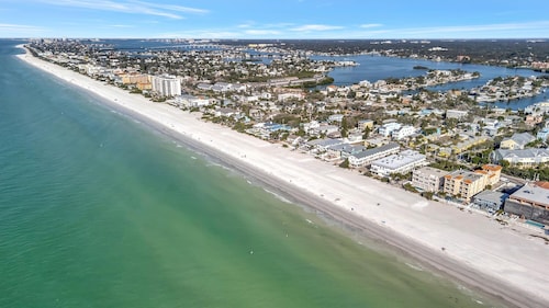 East Gulf Dockside Beach Homes