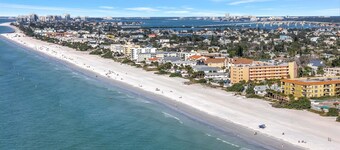 East Gulf Dockside Beach Homes