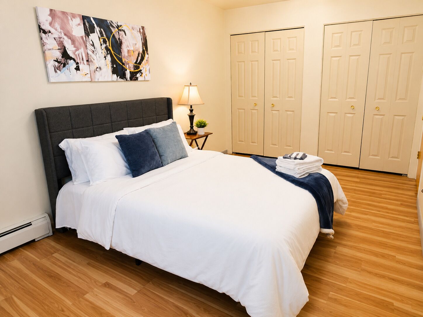 1 bedroom, iron/ironing board, WiFi (free), bed sheets