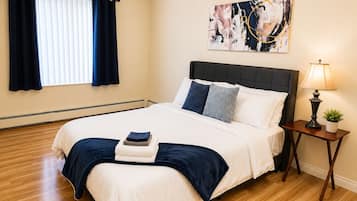 1 bedroom, iron/ironing board, WiFi (free), bed sheets