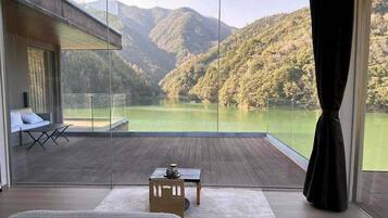 Quarto duplo standard | Cortinas blackout, Wi-Fi de cortesia, roupa de cama