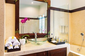 Villa with Private Pool | Kamar mandi