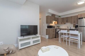 Room - The Home Place (Langford)