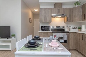 Room - The Home Place (Langford)