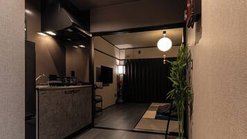 Fridge, microwave, stovetop, cookware/dishes/utensils