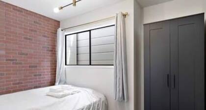 Blue&Gold Art Deco 2BR1BA Loft close to Genentech