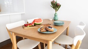 Dining - 1-45 Beech Street, Freshly updated coastal apartment steps from Main Beach (Evans Head)