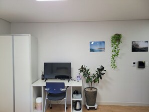 Deluxe-Einzelzimmer, Küche, Stadtblick (non-Korean nationals only) | Kostenloses WLAN