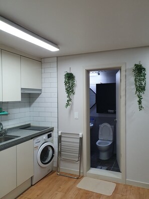 Comfort Single Room, Kitchen, City View (non-Korean nationals only) | Living area | 40-inch flat-screen TV with satellite channels - Incheon Airport ANN Guesthouse (Incheon)