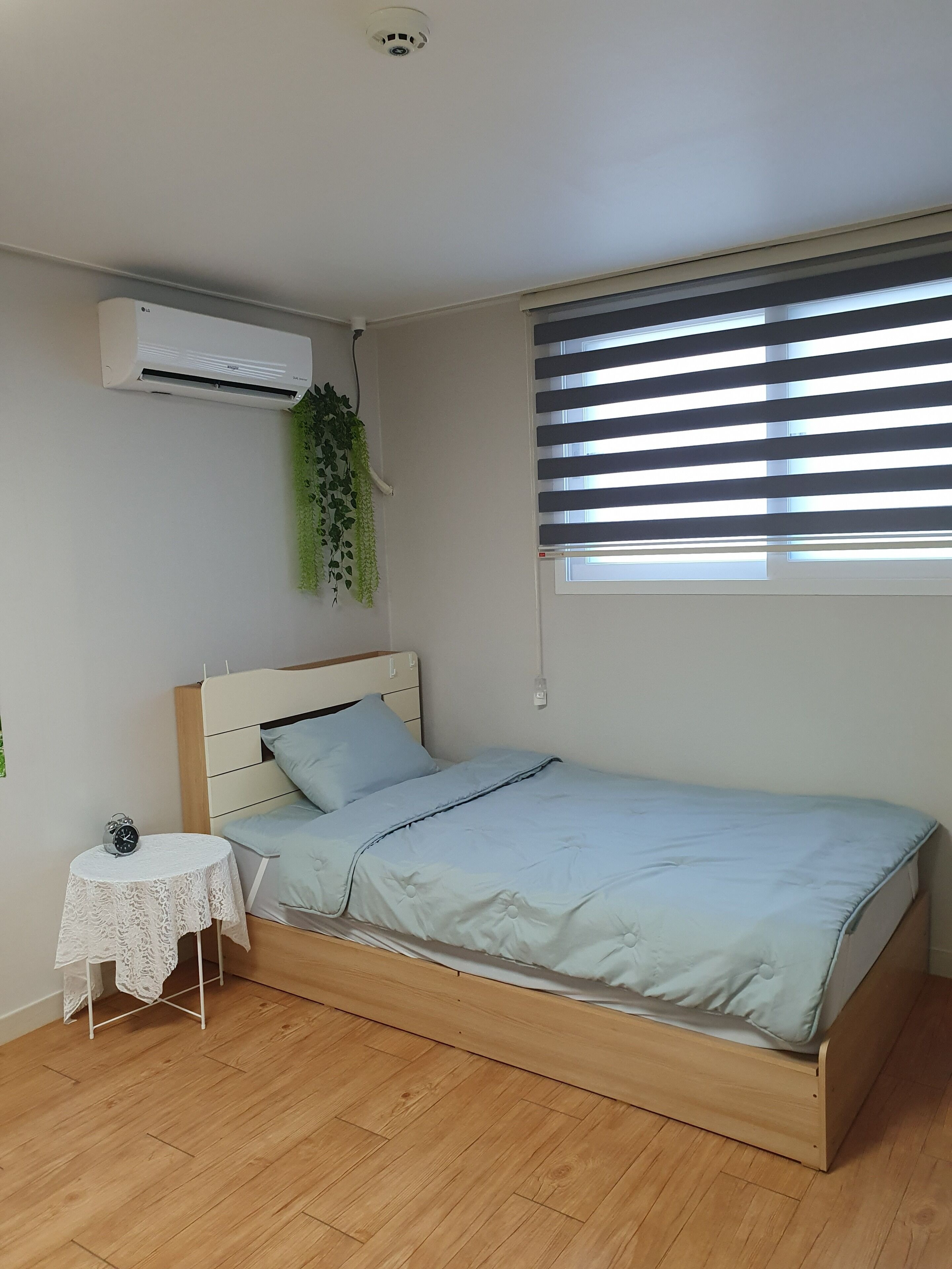 Comfort Single Room, Kitchen, City View (non-Korean nationals only) | Free WiFi