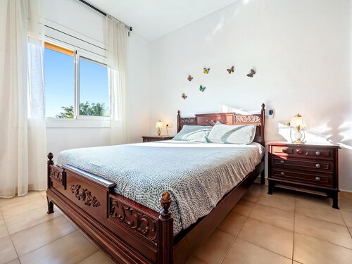 Beach house with barbecue 34km Port Aventura