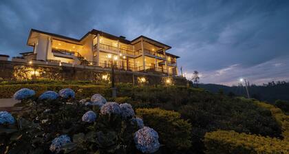 Ruvinya Hills Luxury Bungalow