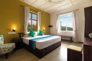 In-room safe, iron/ironing board, free WiFi - Ruvinya Hills Luxury Bungalow (Lindula)