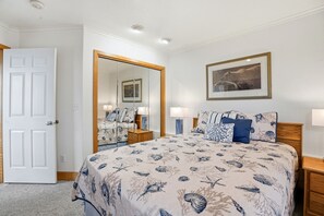 3 habitaciones, tabla de planchar con plancha, cuna de viaje y wifi 