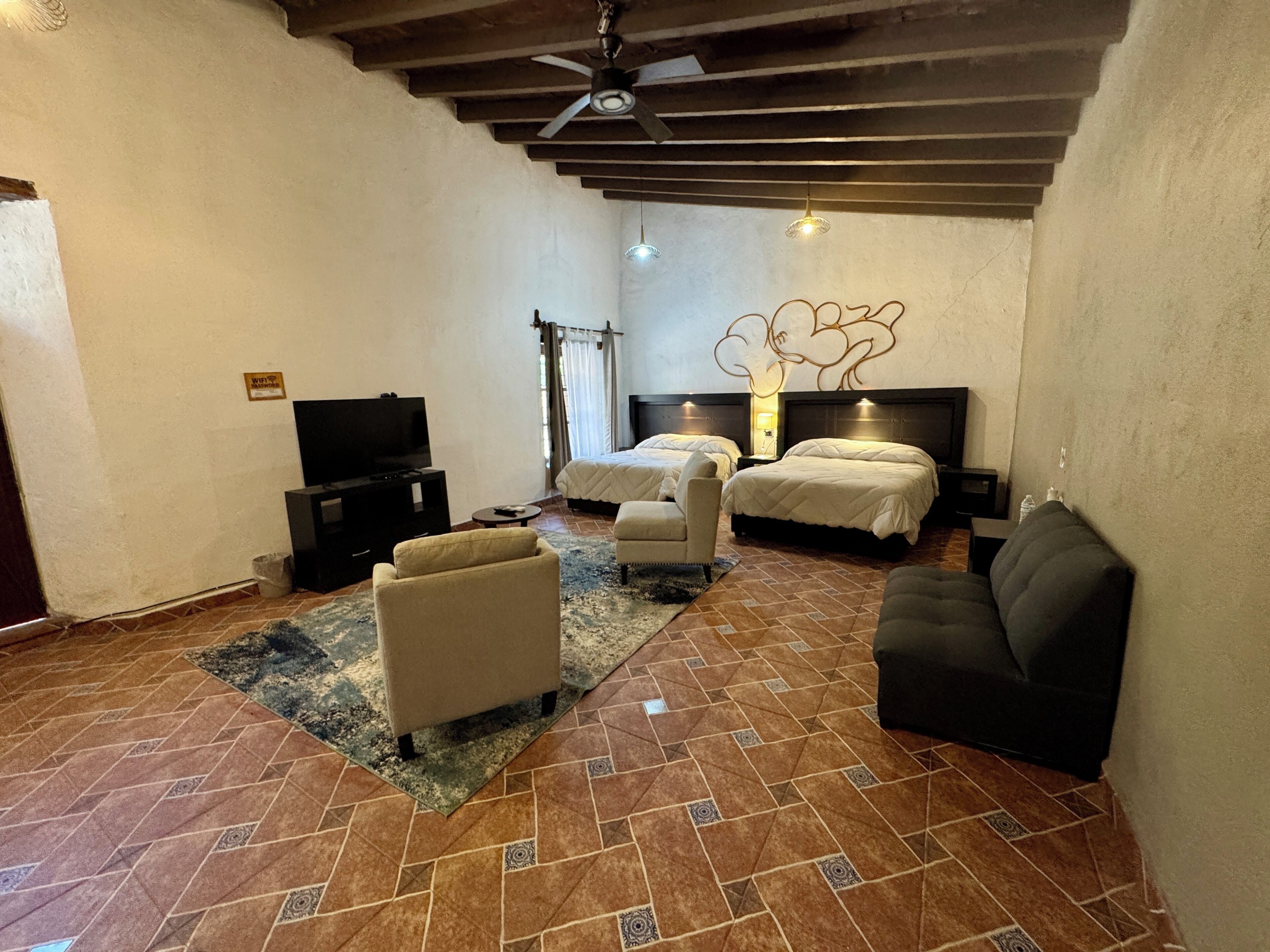 Iron/ironing board, WiFi, bed sheets