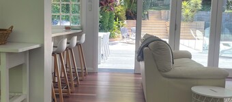 Centrally located home close to Avalon beach with a private 12m saltwater pool