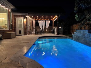 Pool - Gorgeous luxury,Comfy,5BR,9 beds,AT&T stadium,DFW,Texas Live, Six-flag, Joe Pool (Grand Prairie)