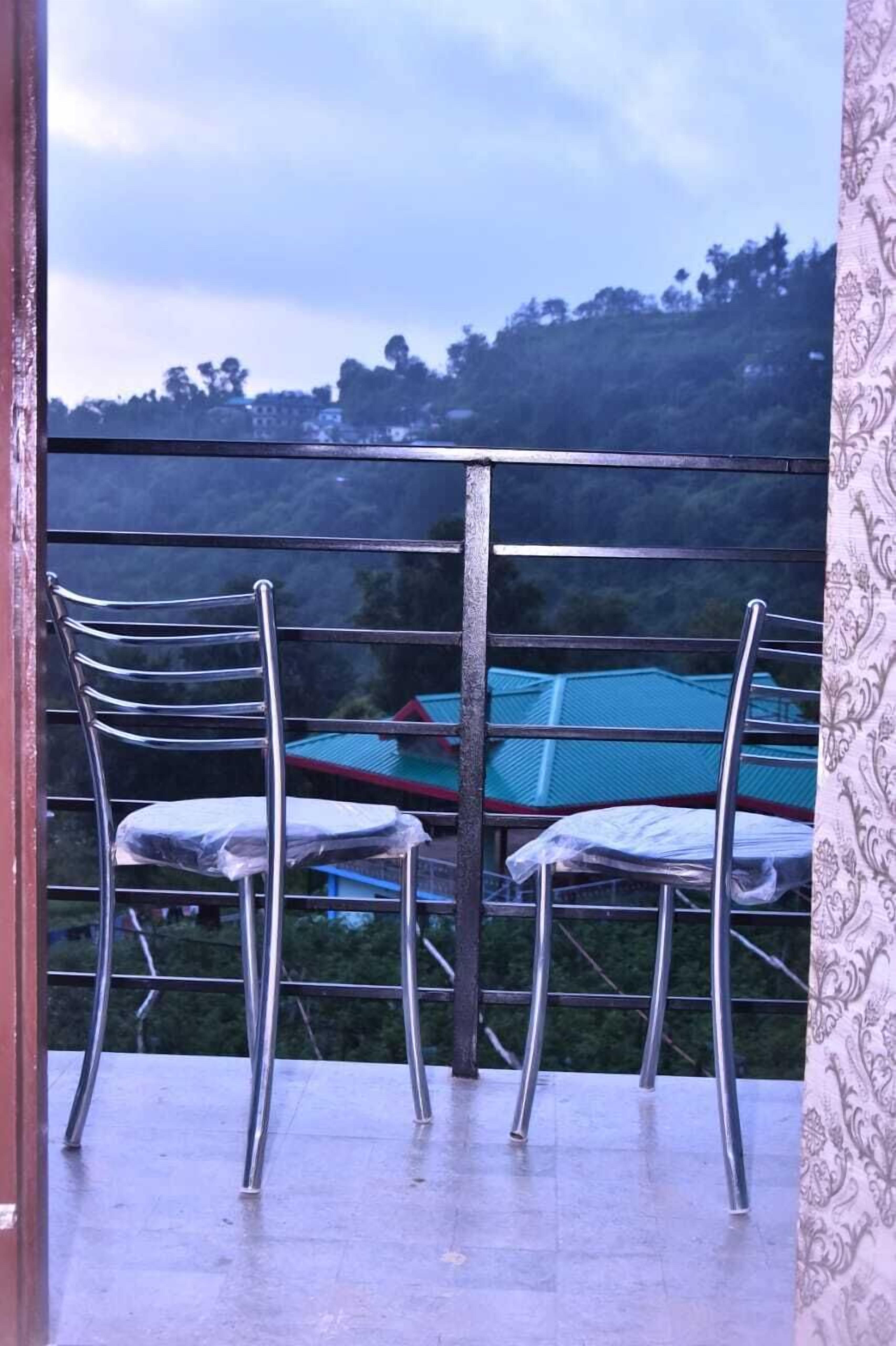 Habitación Deluxe | Camas extra, wifi gratis y ropa de cama 