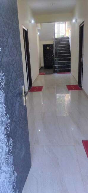 Interior - Aastha Homestay (Shoghi)