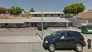 Unclassified image, 3 of 5, button - Commodore motel (Oakland)
