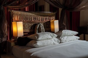 Deluxe Double Room, Balcony, Garden View | Desk, soundproofing, free WiFi - Nomadic Resort Bali (Kerobokan)