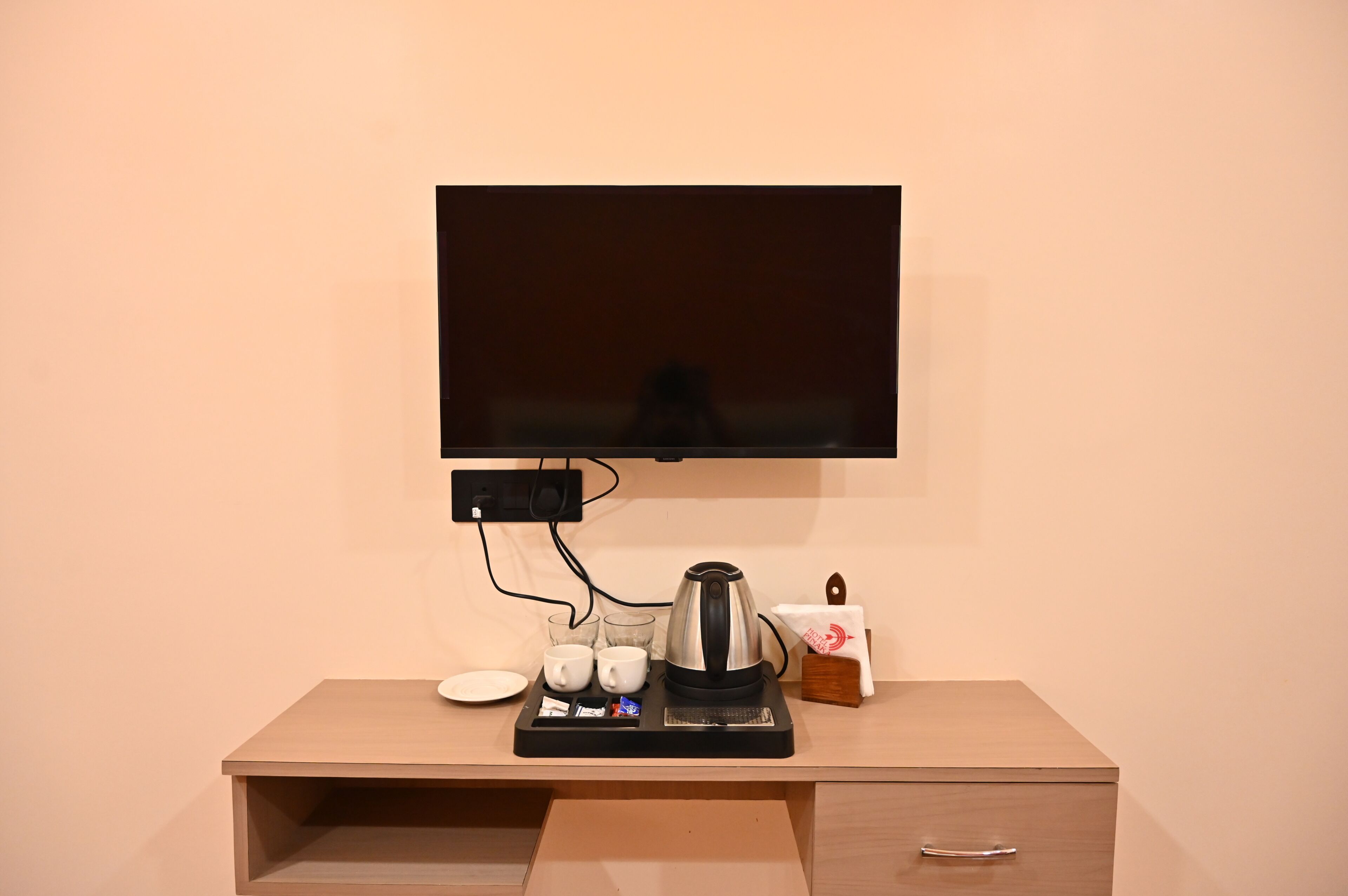 Rom – superior | Bad