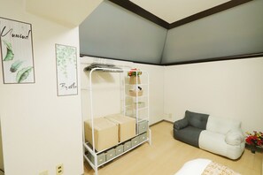 Interior - Near Shinjuku , Shibuya Area , 4 Guests , Family Stay (渋谷区)