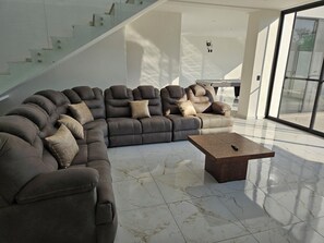 Interior - New home in Oaxtepec with heated pool (Oaxtepec)