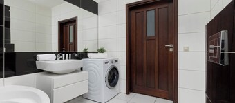 Spacious Apartment | Terrace and Underground Parking