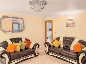 TV - Royal Border Retreat (Berwick Upon Tweed)
