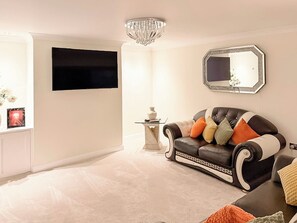 TV - Royal Border Retreat (Berwick Upon Tweed)