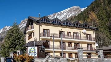 Facciata della struttura