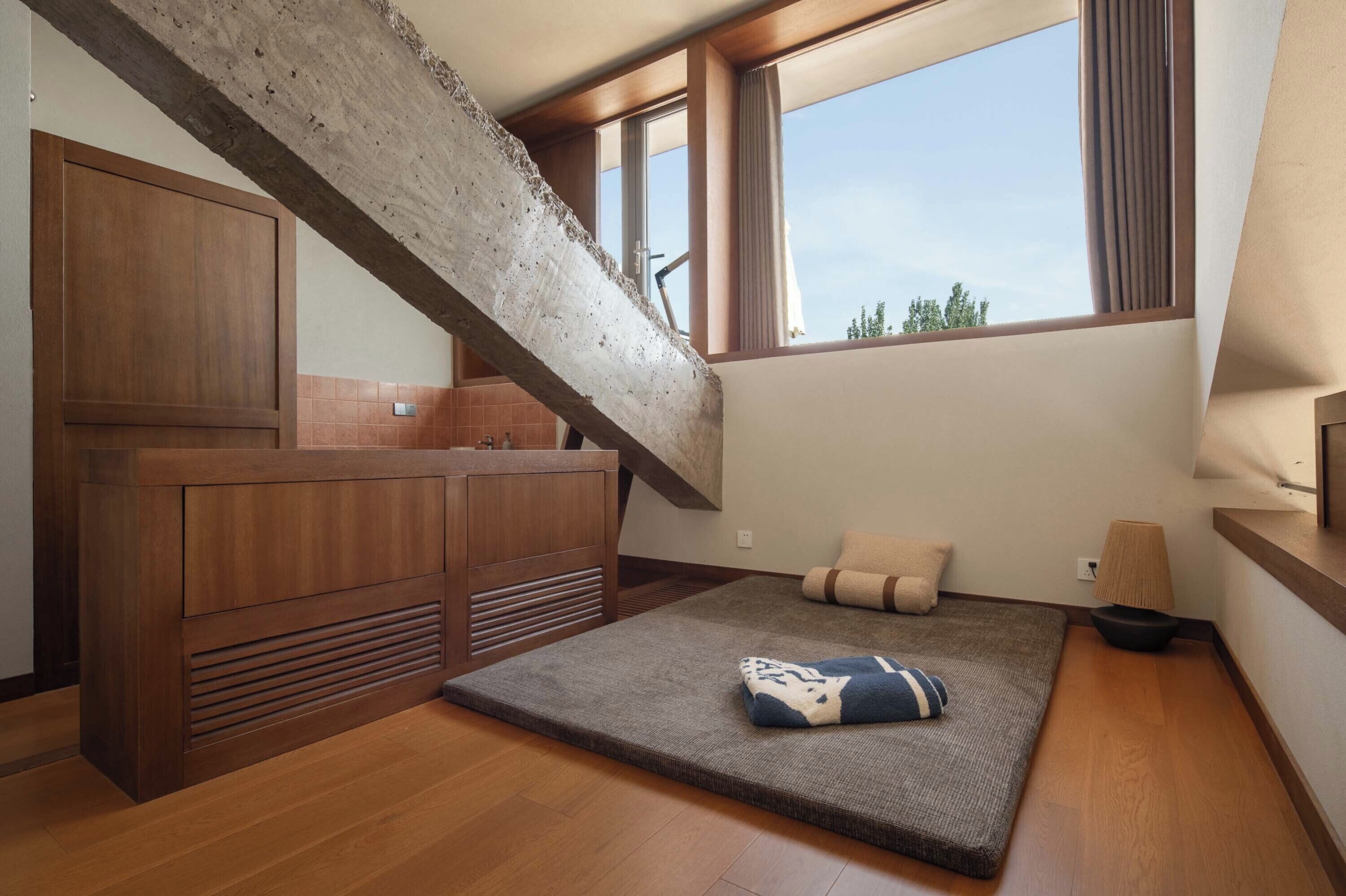 Superior Double Room, Hill View | Laptop workspace, blackout drapes, iron/ironing board, free WiFi