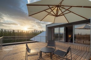 Signature Double Room, Hill View | Balcony - LOSTVILLA Xiaduolan Winery Yinchuan (Yinchuan)