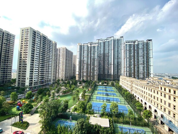 Front of property - Vinhomes Ocean Park 1 Gia Lâm Apartment (Hanoi)